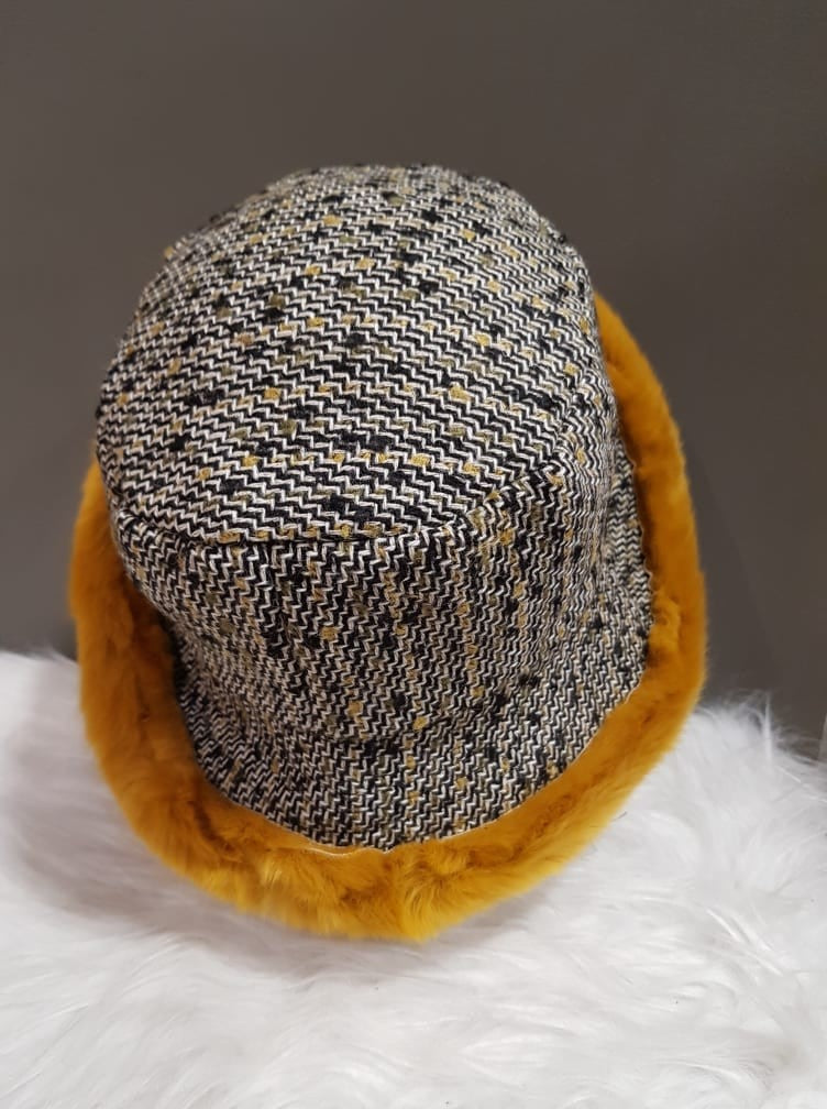 Chapeau M by Flechet