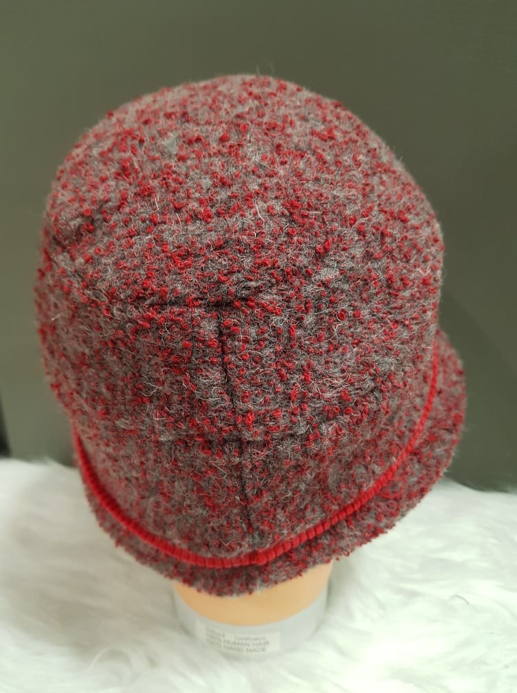 Chapeau M by Flechet