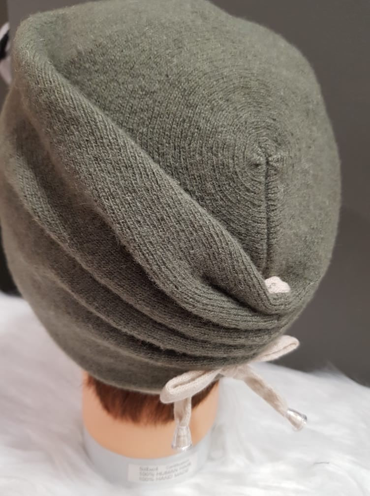 Bonnet M by Flechet