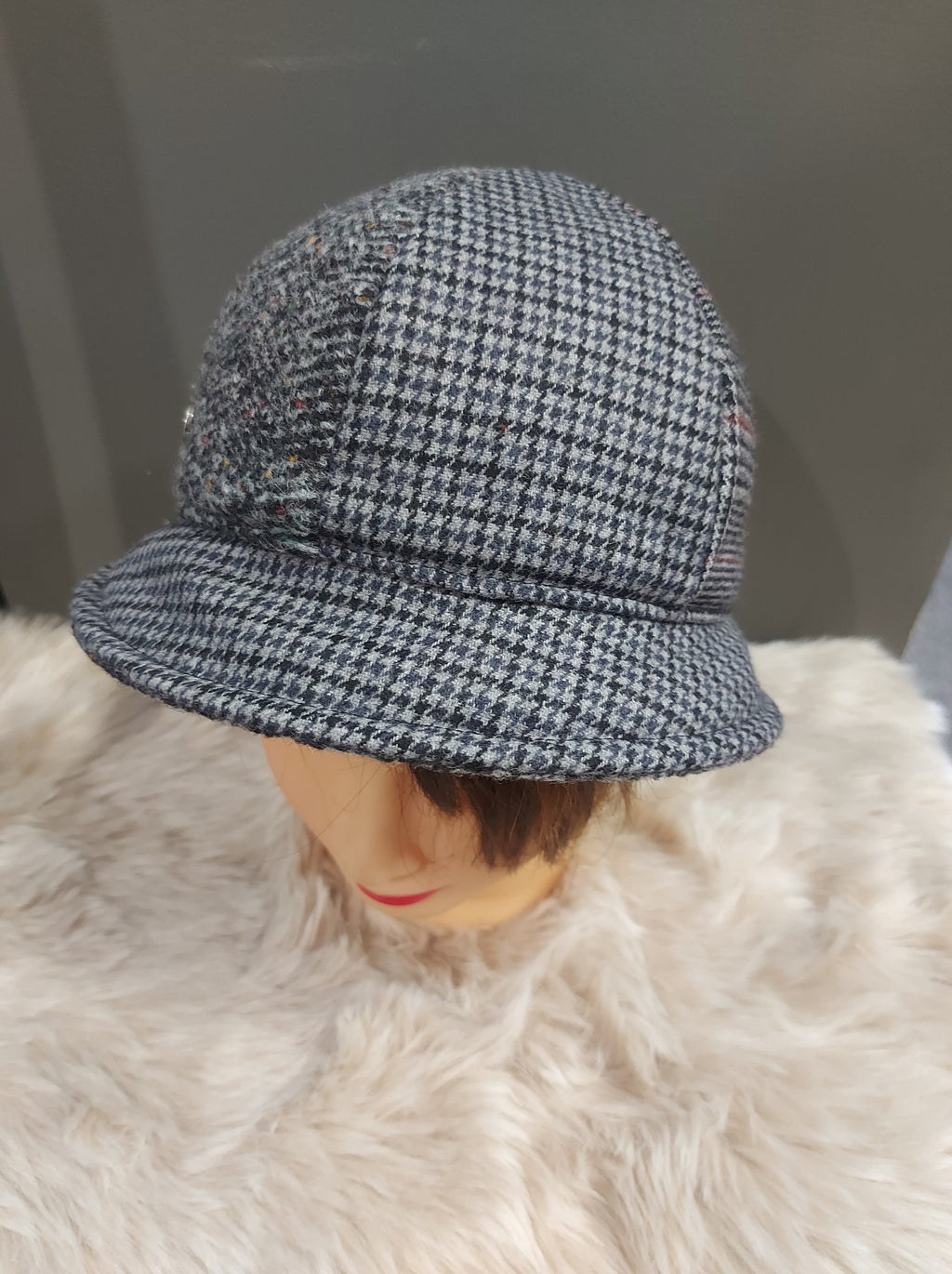 Chapeau M by Flechet