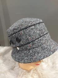 Chapeau M by Flechet