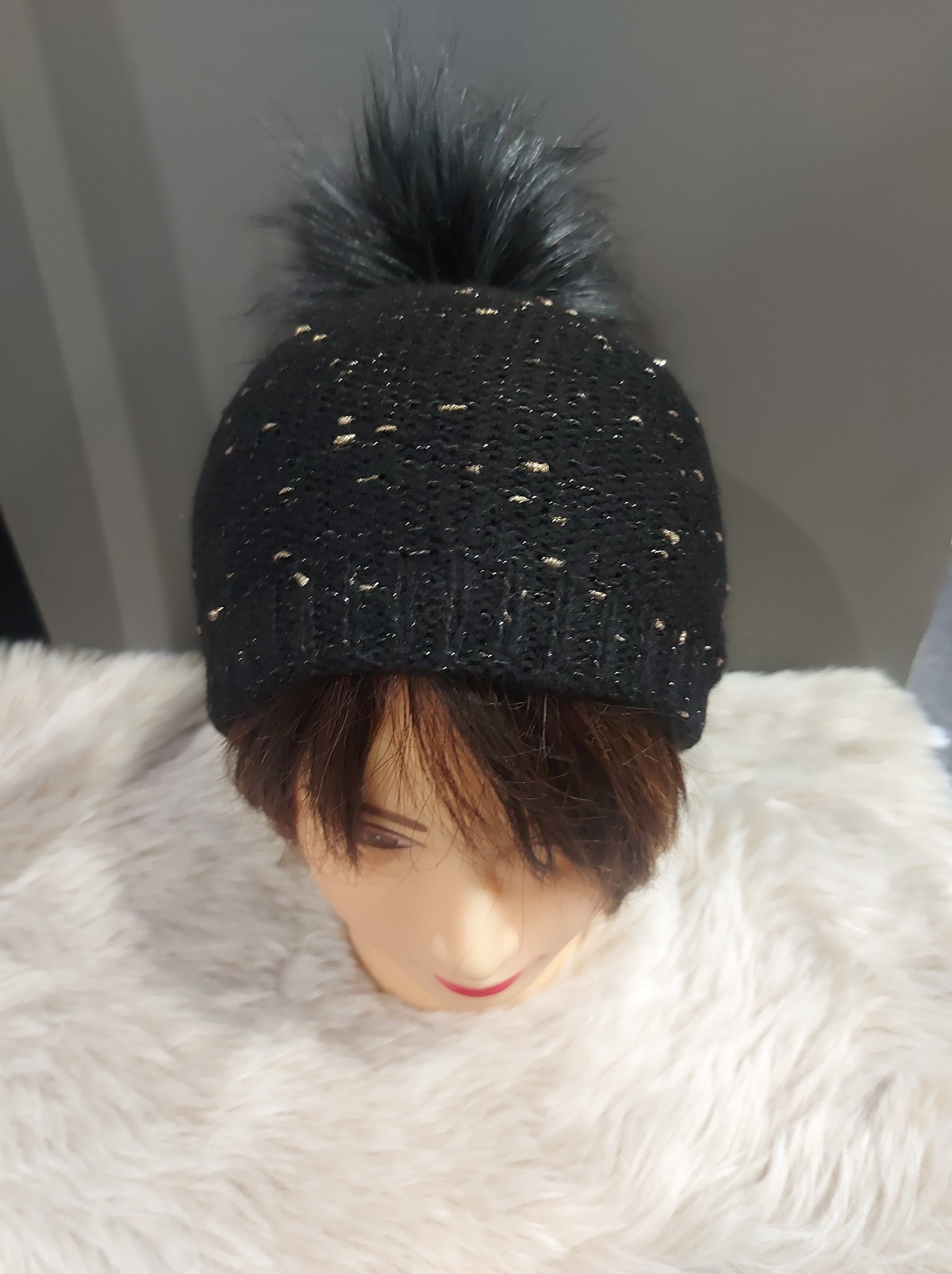 Bonnet M by Flechet