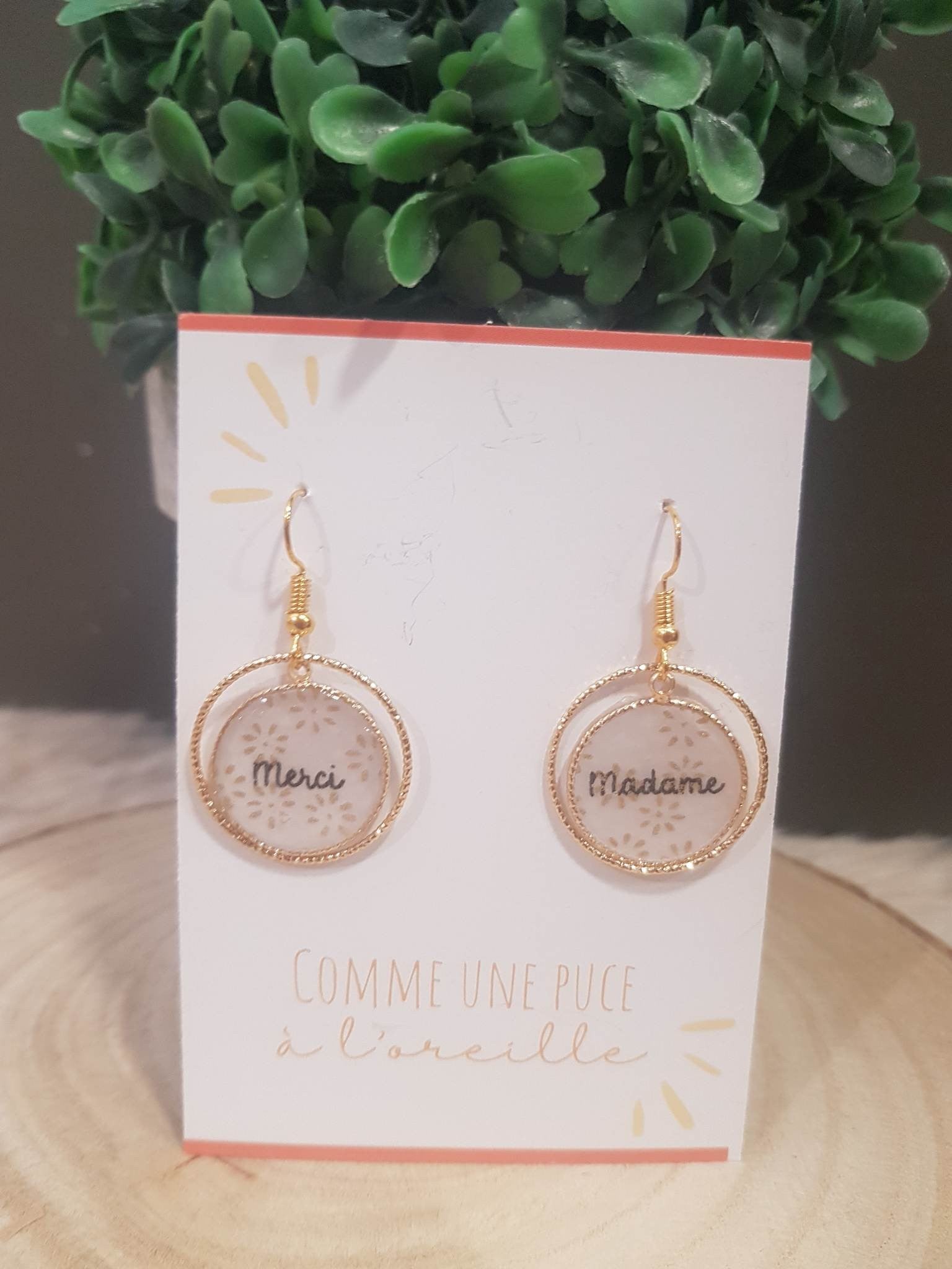 Boucles d'oreilles Merci Madame