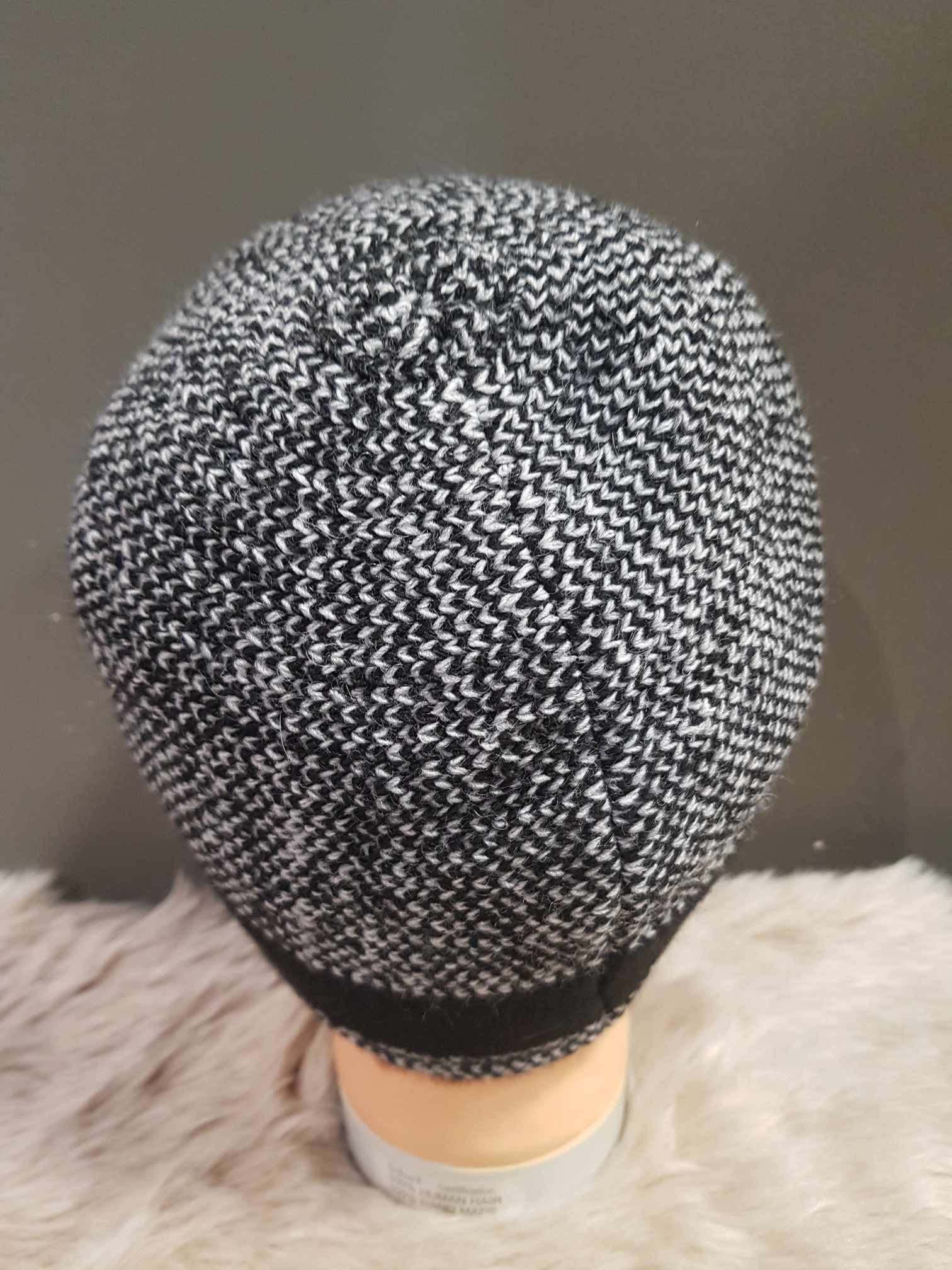 Bonnet M by Flechet
