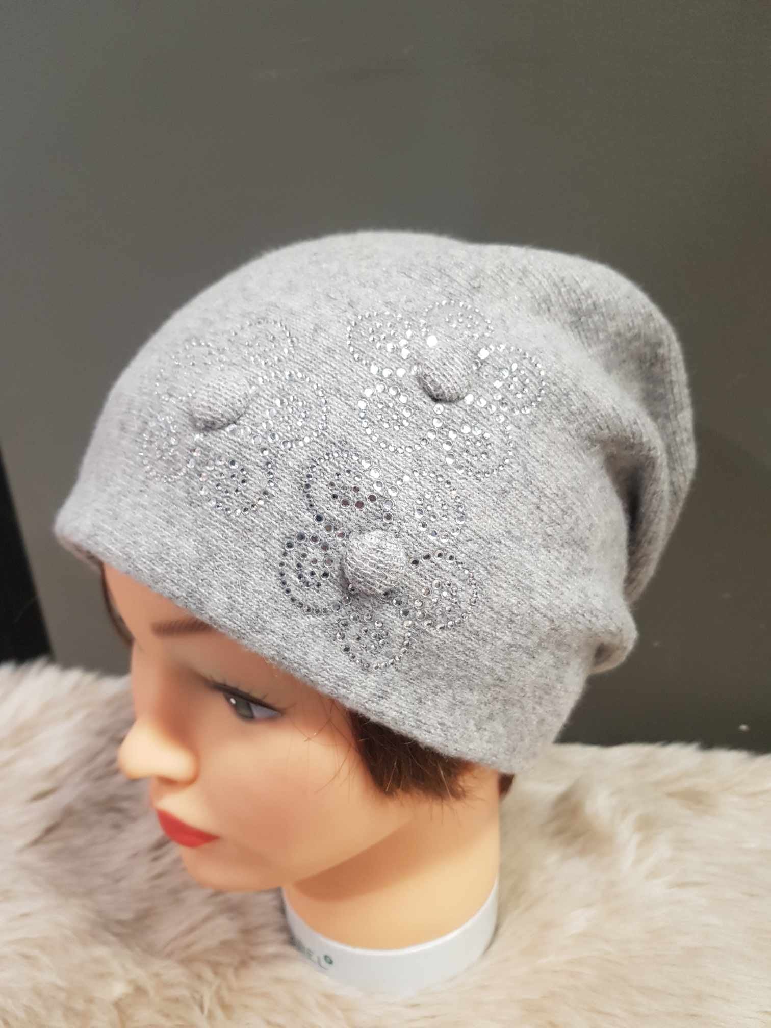 Bonnet M by Flechet