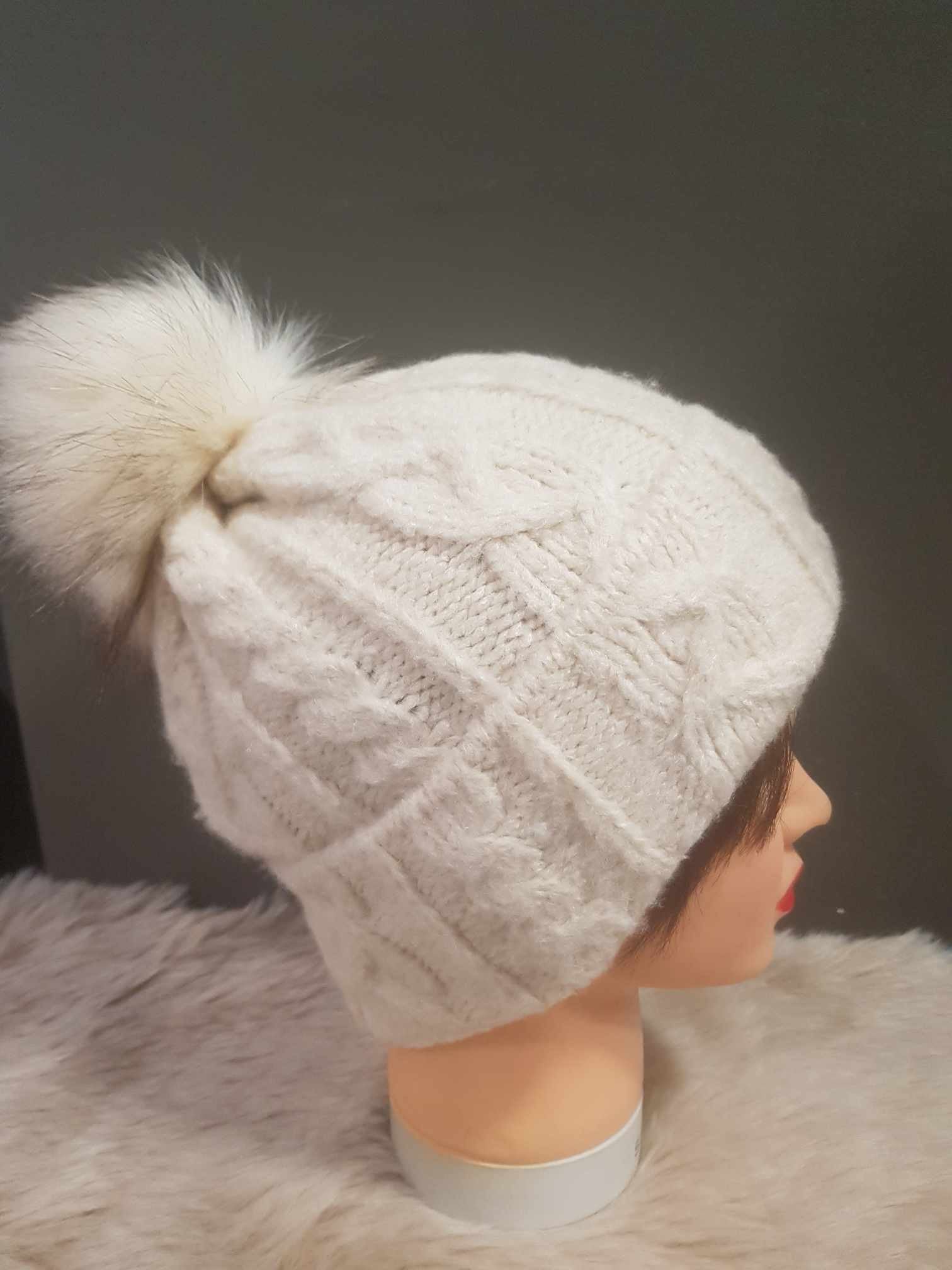 Bonnet M by Flechet