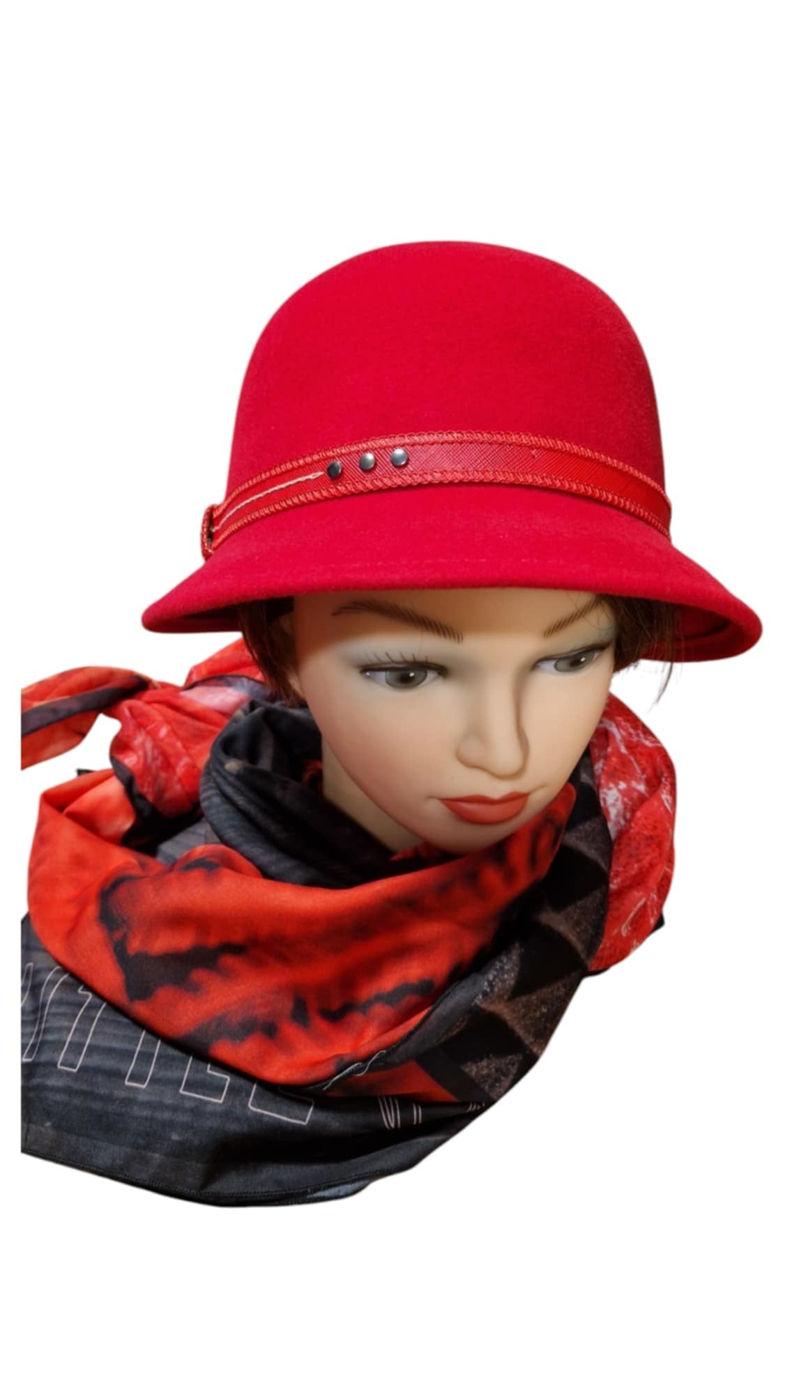 Chapeau M by Flechet