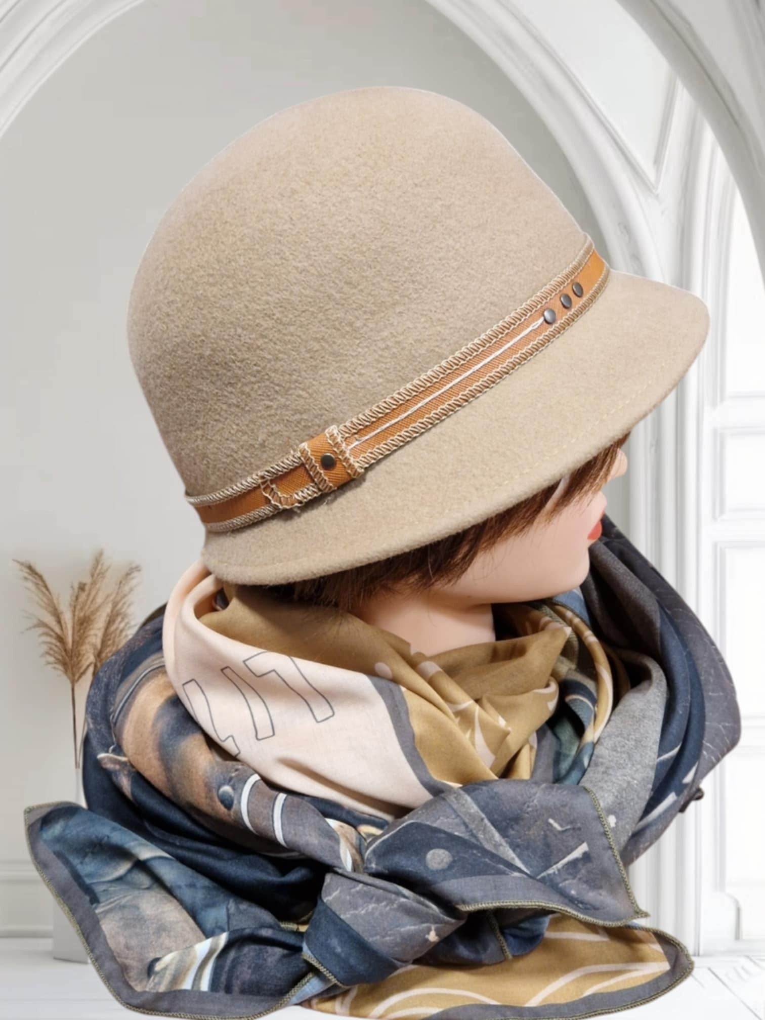 Chapeau M by Flechet