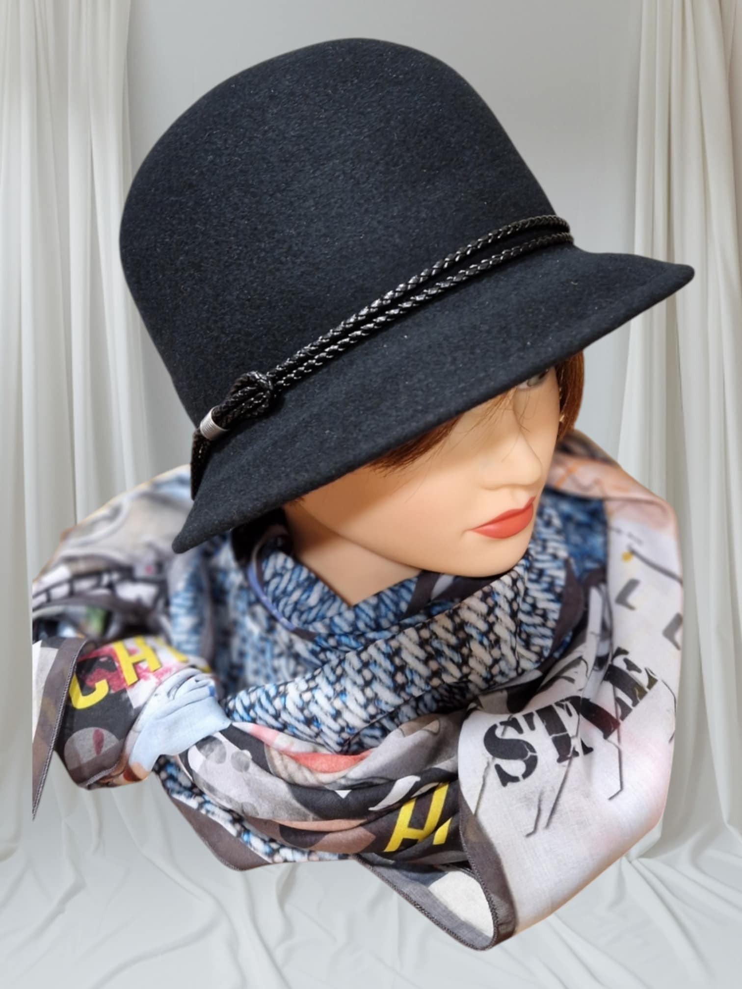 Chapeau M by Flechet