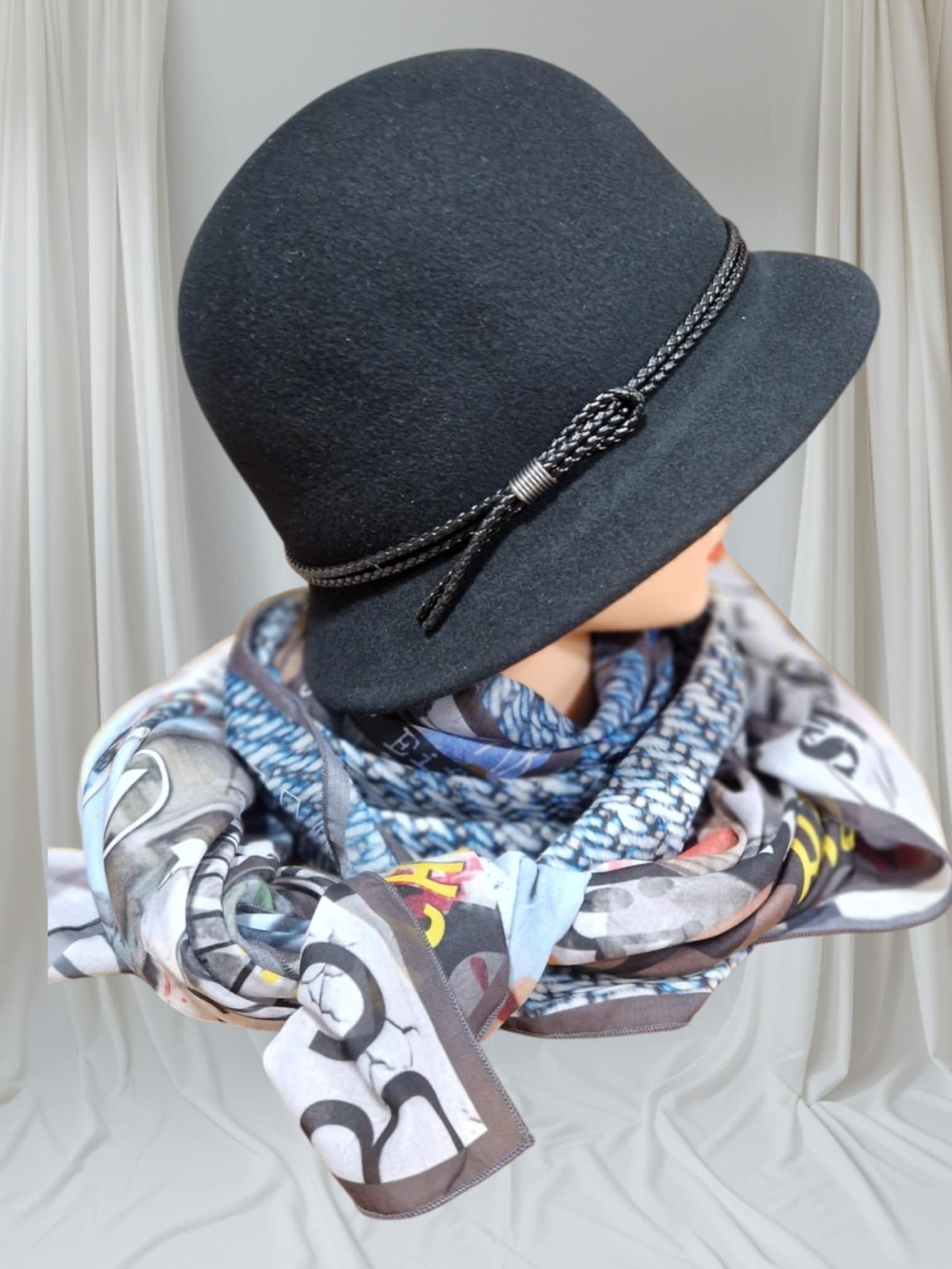 Chapeau M by Flechet