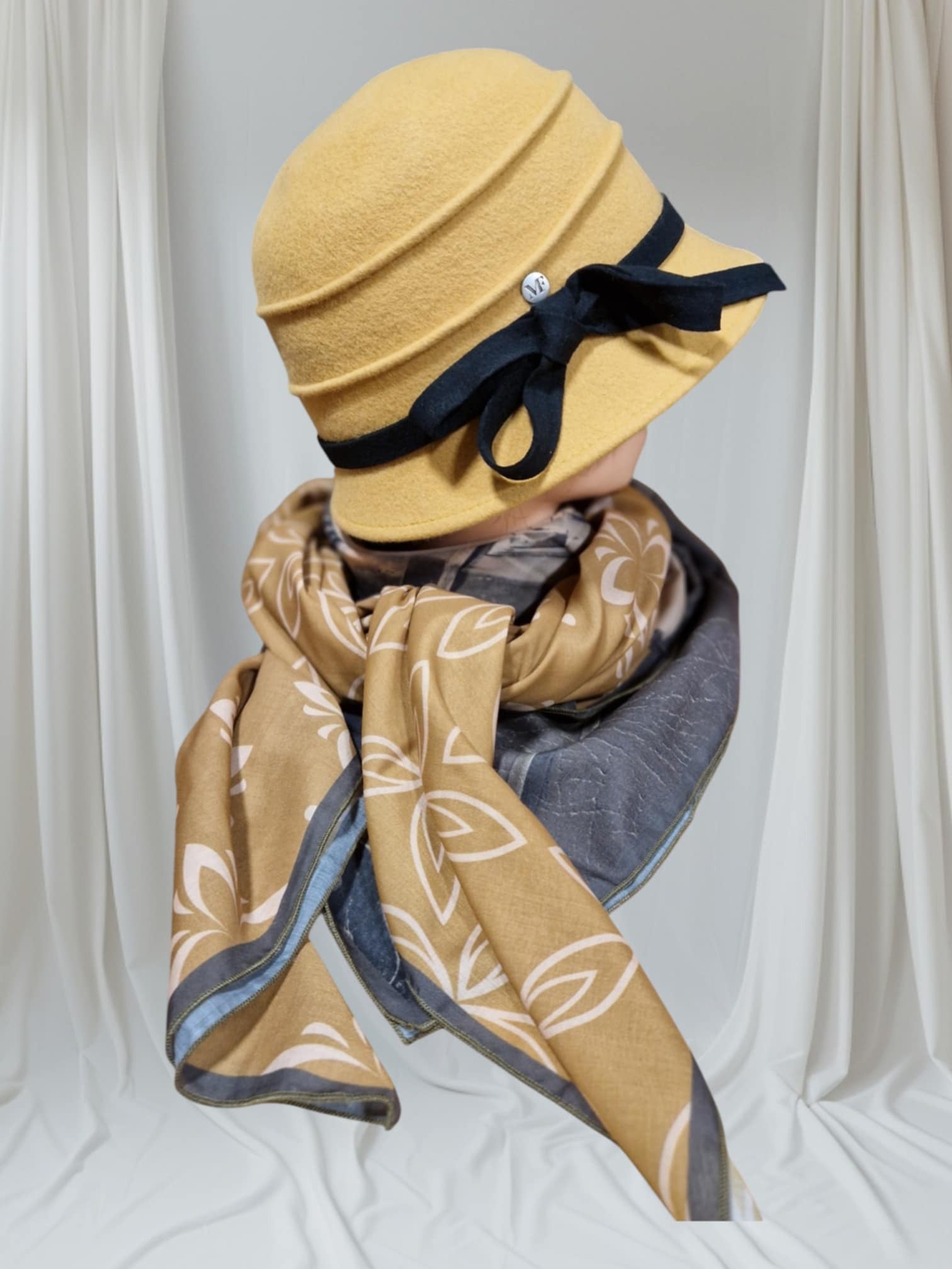 Chapeau M by Flechet