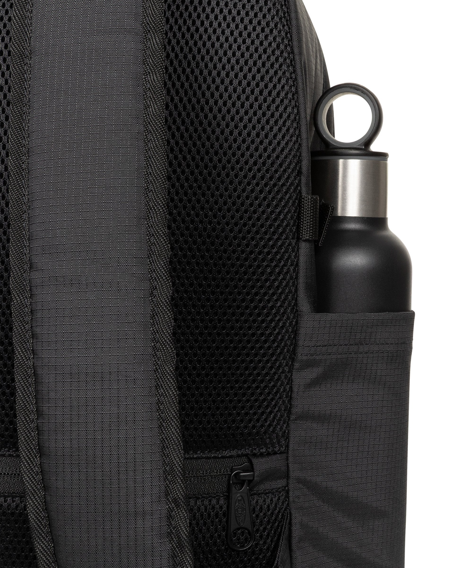 ATHLEISH PACK L Black