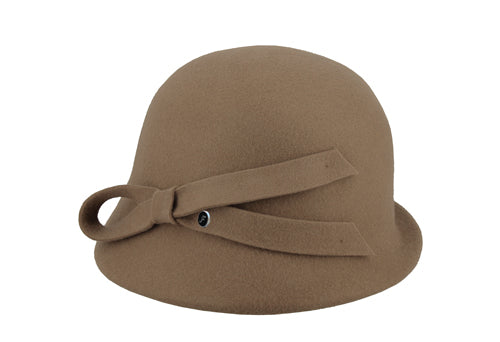 Chapeau M by Flechet