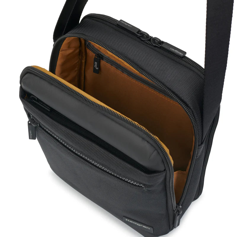 Sac Hedgren HNXT02 INC