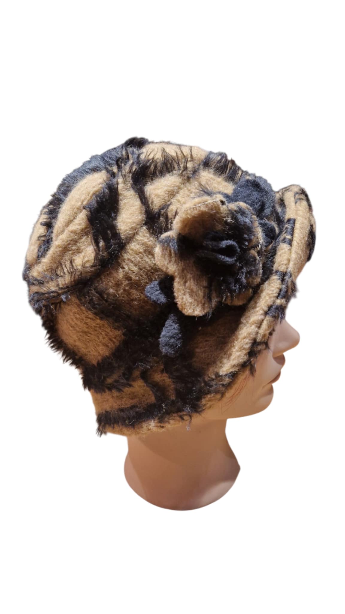 Chapeau M by Flechet